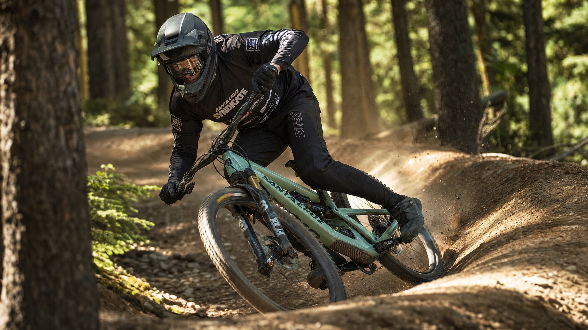 Mountain Bike Trail Skills and Technique Guide 2026 | iBikeBlog